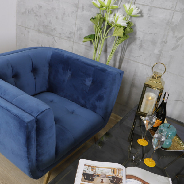 Niebieski fotel tapicerowany na złotych chromowanych nogach - Eclesio 7