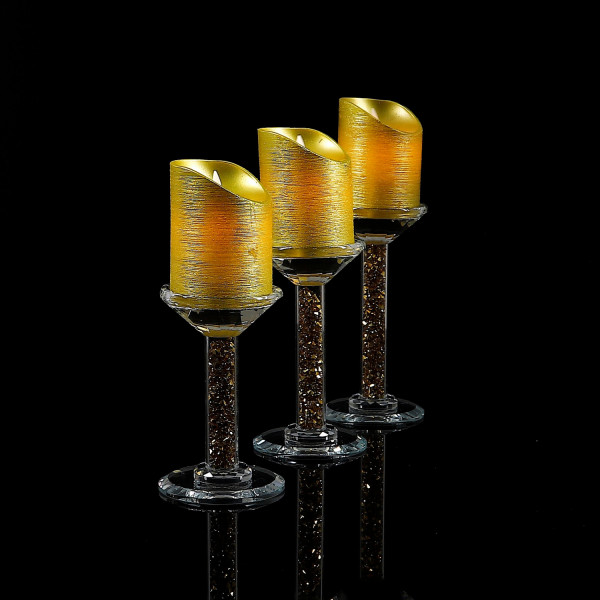 Zestaw trzech kryształowych świeczników ze złotym pirytem 6